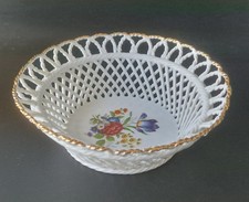 Vintage Romanian Porcelain Lattice Basket Bowl Floral Gold Trim 18.5 cm.