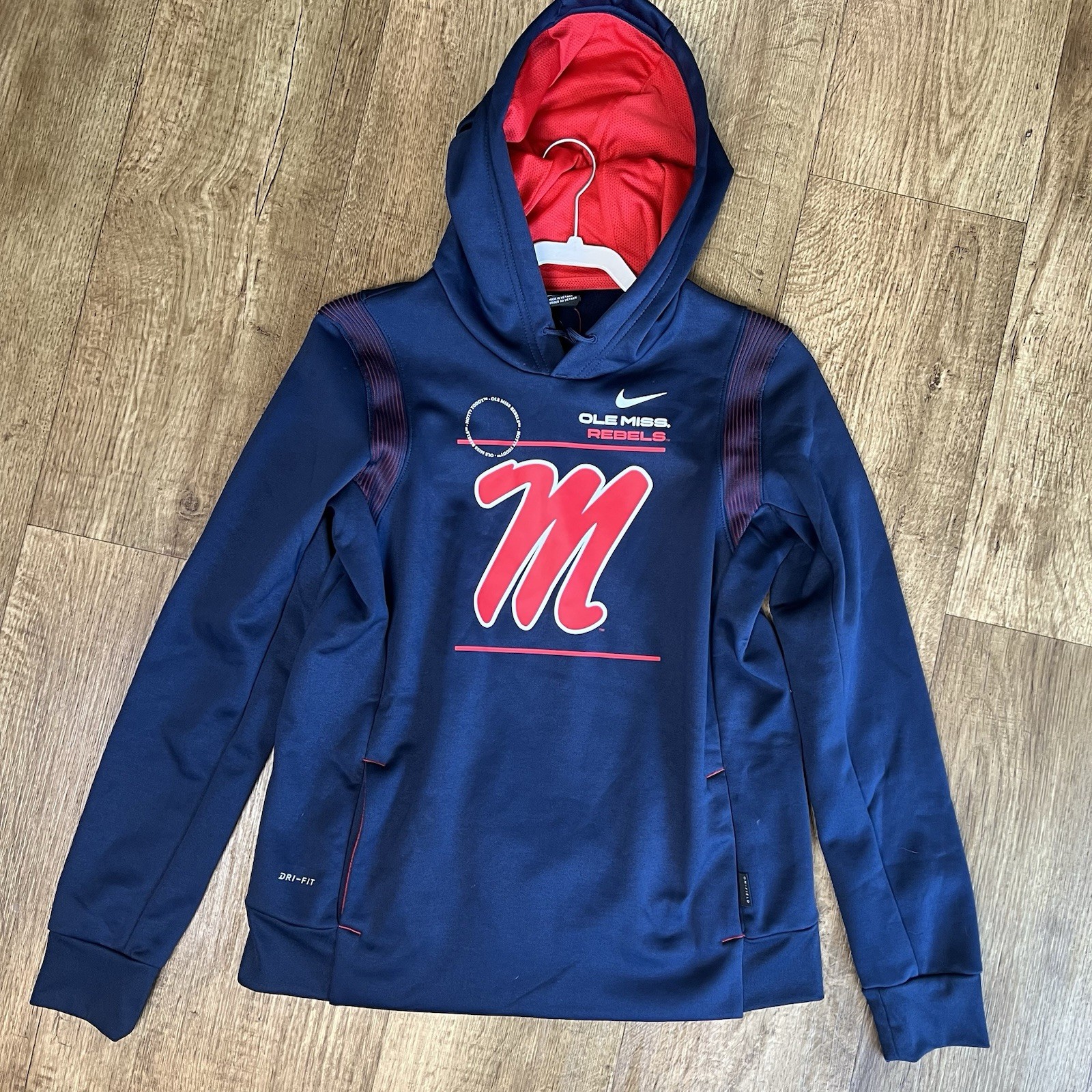 SACAI X NIKE Felpa con cappuccio Nike donna Dri Fit Therma Ole Miss Rebels nuova con etichette taglia small squadra laterale