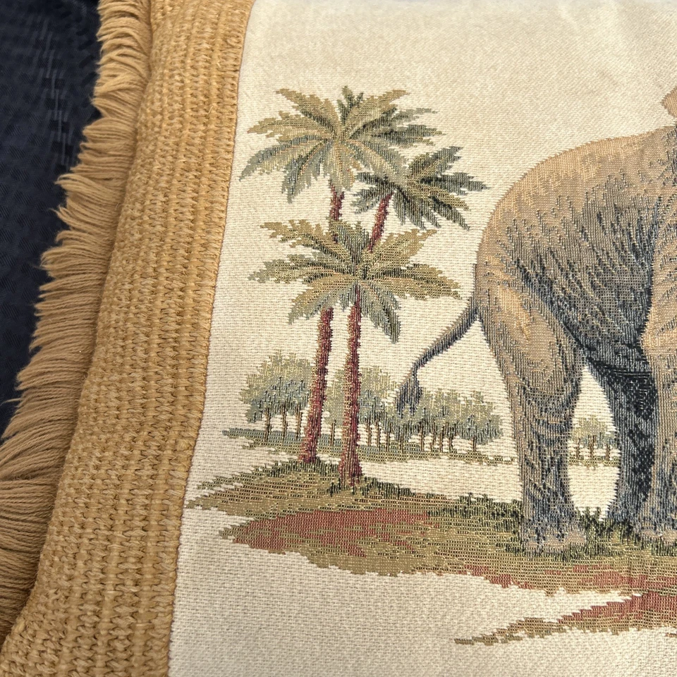 Tapiz de safari elefante decoración 24x15 dorado tostado Ashford Court RARO Foto 3 de 4