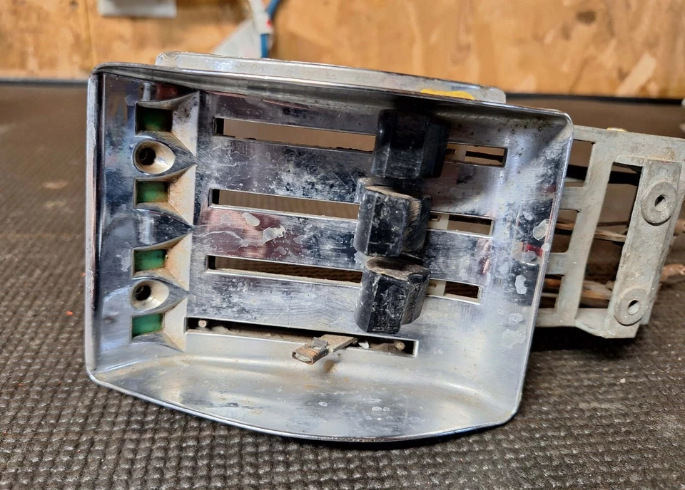 1959 1960 Chevy Impala Heater Control Assembly 3143054 SHIPS WORLDWIDE - Image 2 of 4