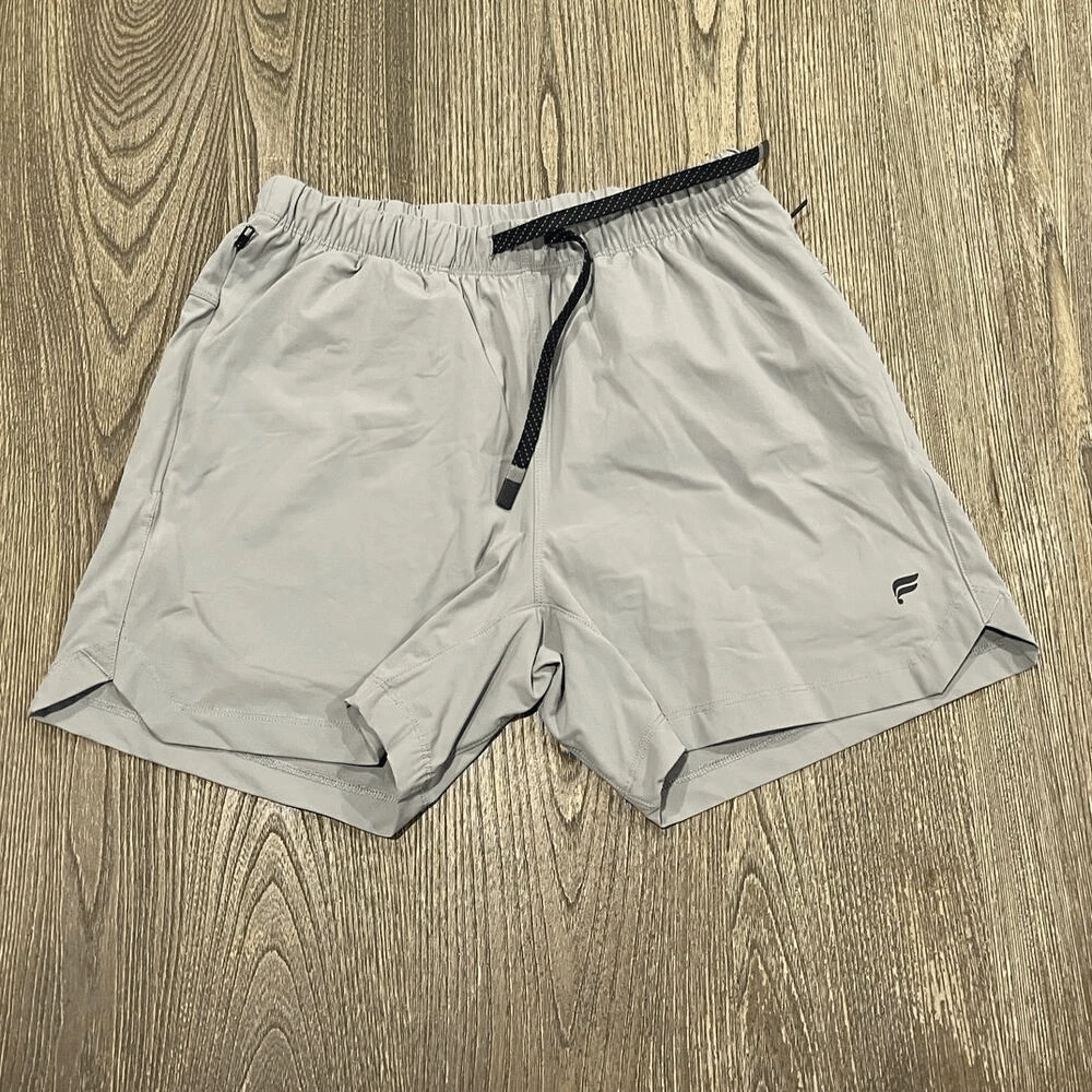 Fabletics Mens The One Performance Short 7" Mid Rise Quick-Dry Stretch Gray Sz S