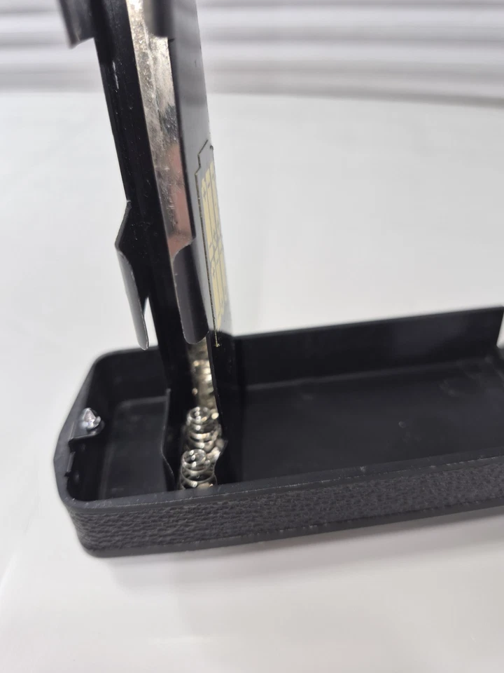 Empuñadura de batería enrolladora YASHICA + muy buena (272879) Foto 4 de 4