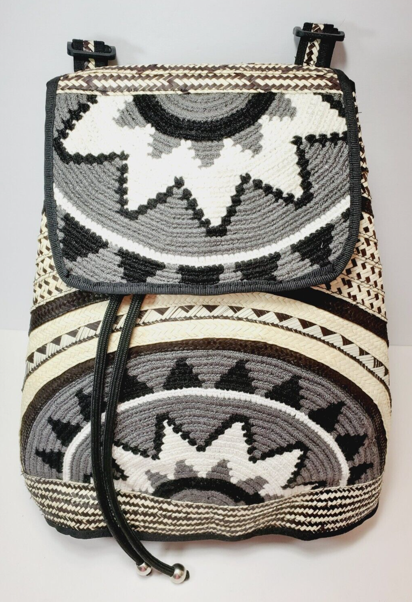 Handcrafted Colombian Wayuu Backpack Mochila w/ Arrow Cane  display picture 1
