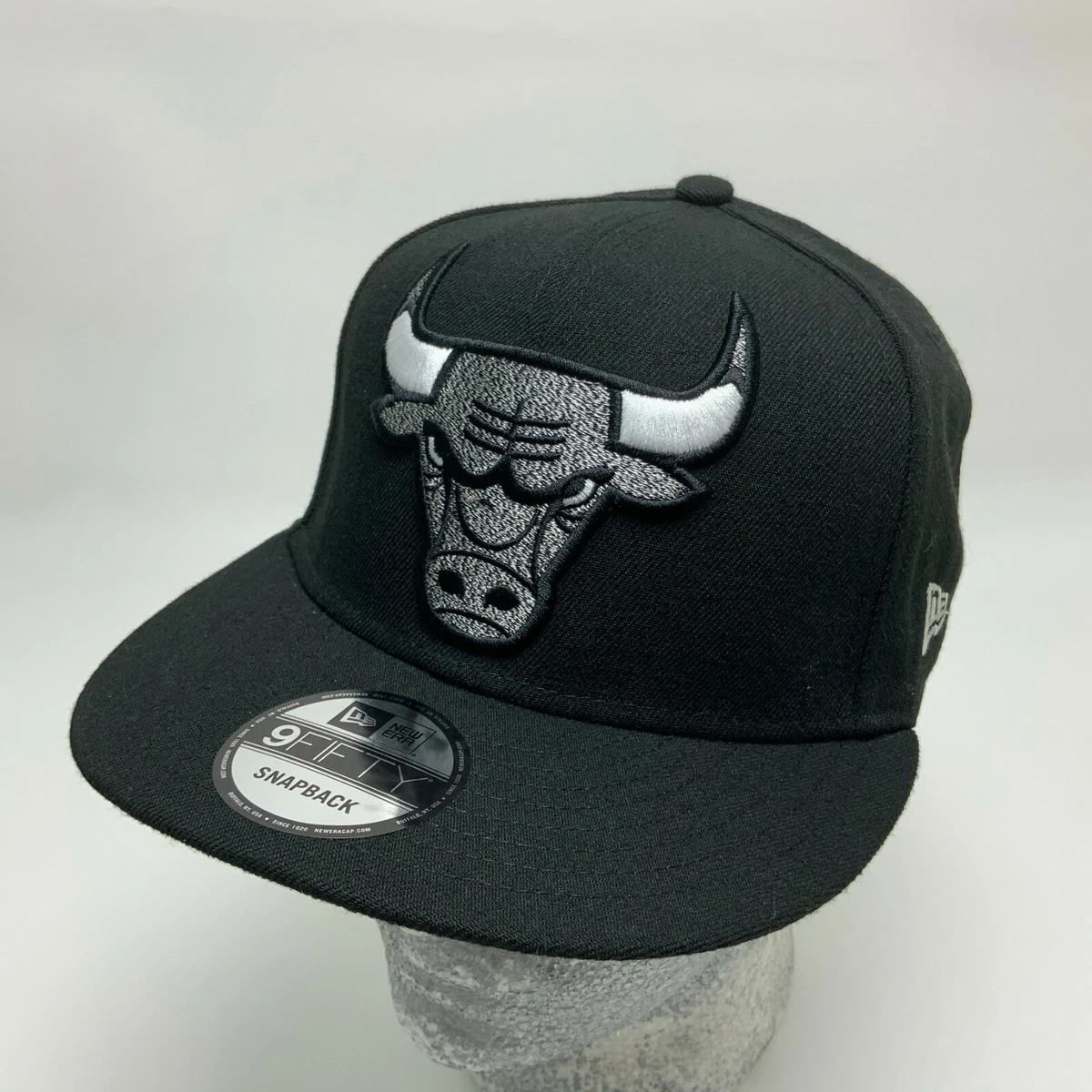 Gorra plana negra snapback 9FIFTY de Chicago Bulls NBA de New Era