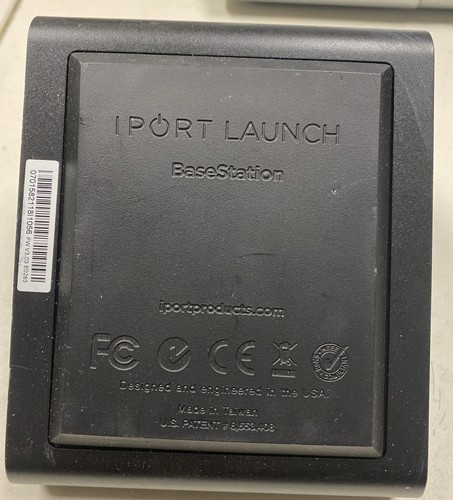 iPort LaunchPort BaseStation Black Portable Wireless Charging Stand For iPad - Picture 2 of 2