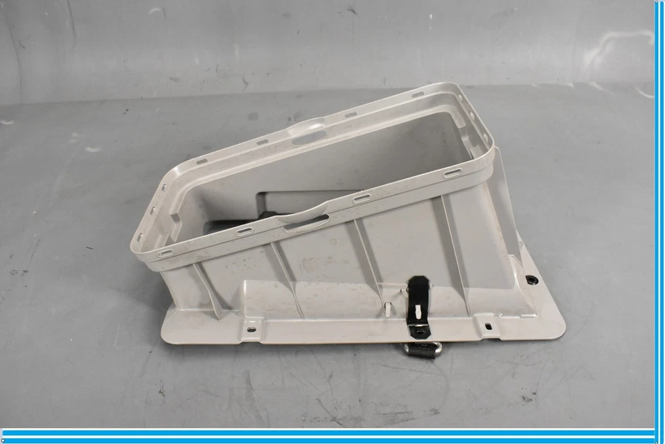 06-13 Guantera Trasera Volvo C70 Túnel Borde 08613377 Fabricante Original Foto 2 de 4