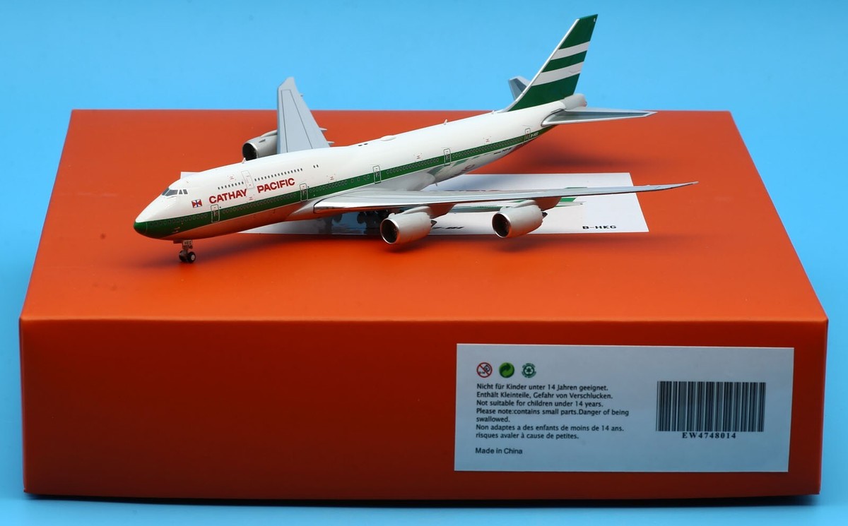 JC Wings 1:400 Cathay Pacific Boeing B747-8i Diecast JC Wings 1:400 Cathay Pacific Boeing B747-8i Diecast