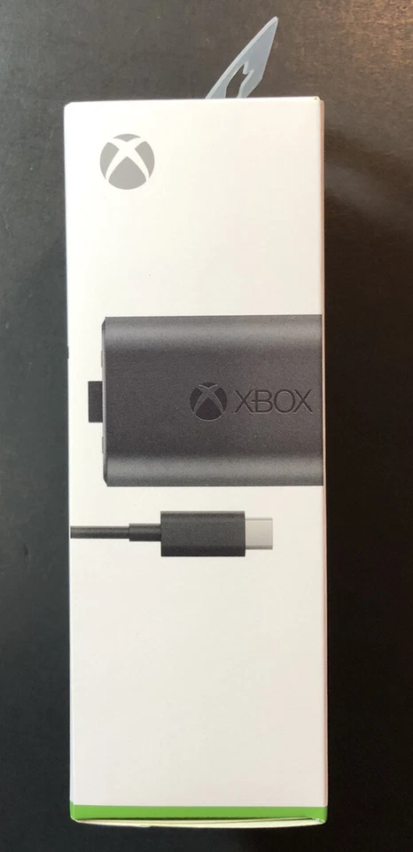 Official XBOX Play and Charge Kit [ Rechargeable Battery + USB-C Cable ] NEW - Image 3 of 4