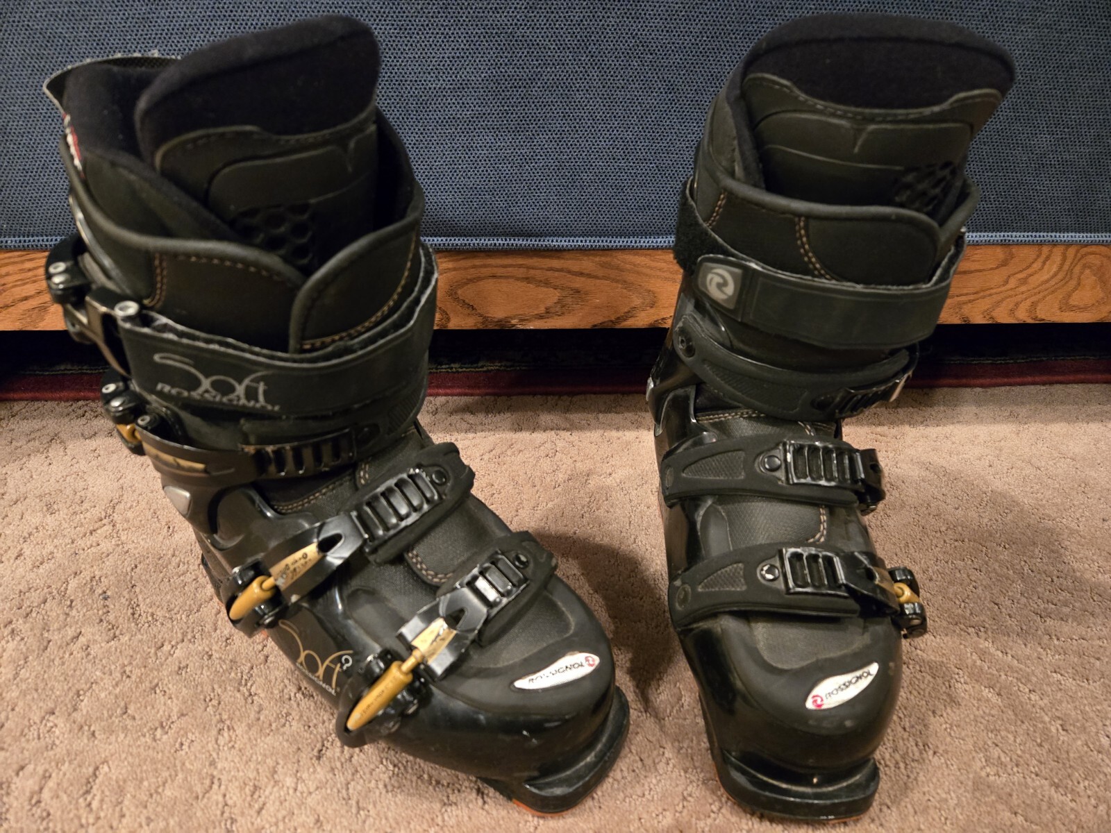 SALOMON Scarponi da sci Rossignol Cockpit Soft 3 Mondo 23 5 tecnologia Rebound e Thermo Fit