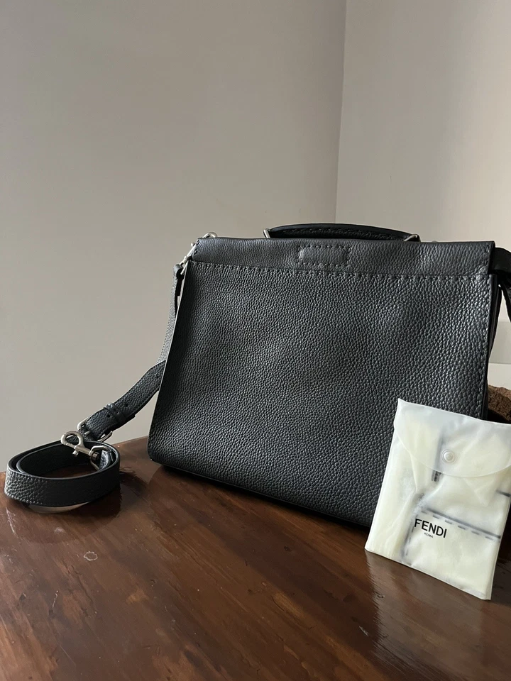 Fendi Peekaboo, foto 2 di 3