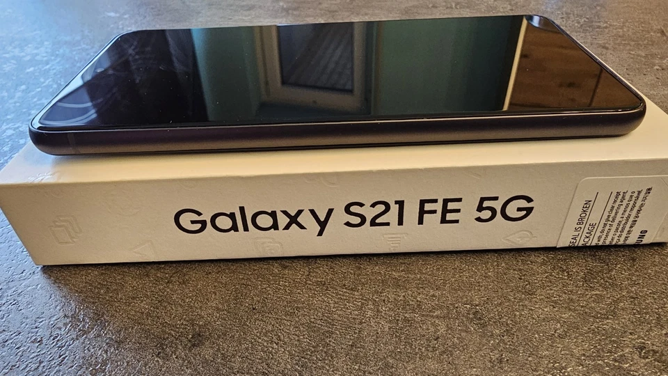 Samsung Galaxy S21 FE 5G SM-G990B/DS - 128GB - Graphite (Ohne Simlock) Top Ovp - Bild 2 von 4