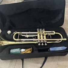 Trumpet Herche Superior student Trumpet.