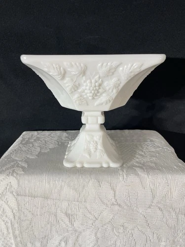 Vintage Westmoreland Milk Glass Pedestal Compote Bowl Beaded Grape Pattern