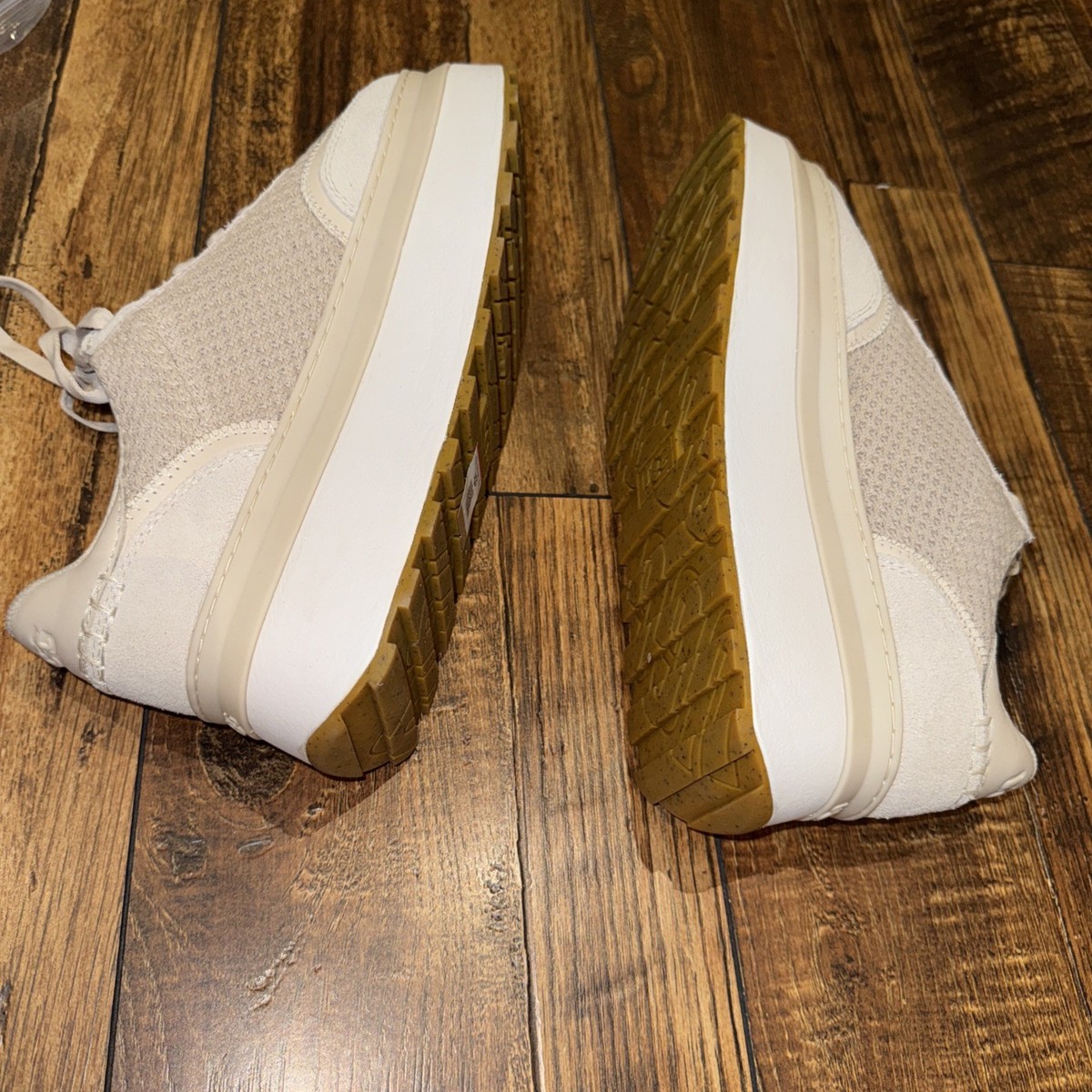 UGG Taelan Lace Up/ Women Size 8.5 | eBay