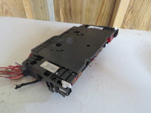 2004 BMW 325Xi CABIN FUSE BOX BLOCK POWER JUNCTION - Picture 6 of 8