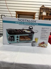 Nostalgia BST3AQ Retro 3-in-1 Family Size Electric Breakfast Station, Aqua