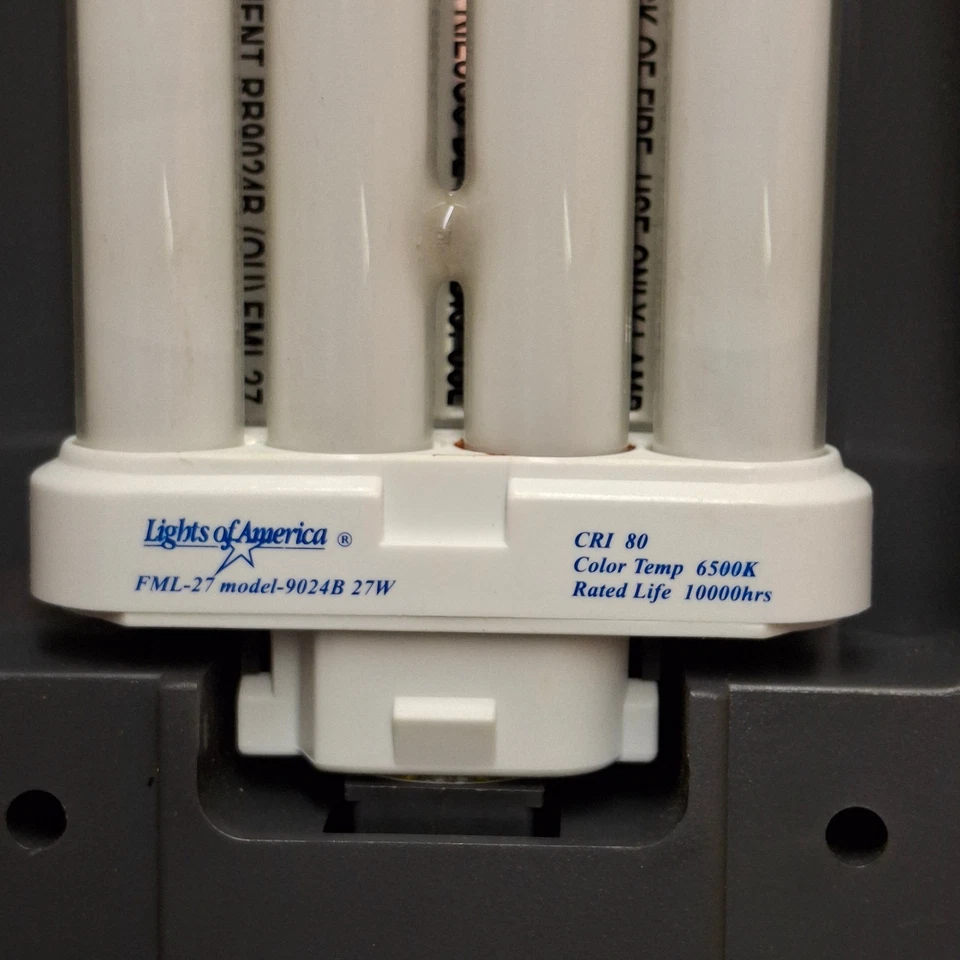 Hampton Bay Desk Lamp Model 1127 Lights of America Sun Light/ With Bulb - Image 2 of 4