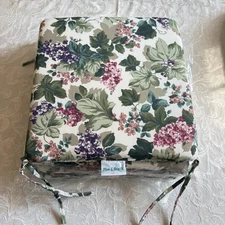 Plow &Hearth SET 4 NEW Floral Chair Cushions w. Ties In / Outdoor 17" Square USA