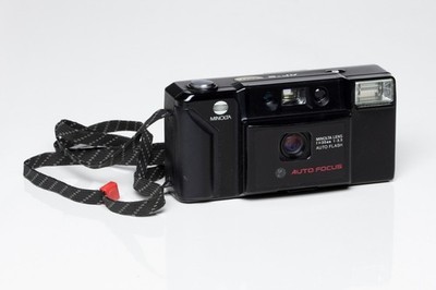 MINOLTA AF-E - 35mm  AUTO FOCUS - Fotoapparat Foto Kamera Kleinbild