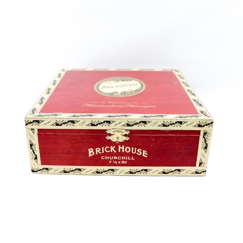 Caja de cigarros de madera vacía Brick House Churchill 8" x 8,25" x 2,75" - Imagen 5 de 12