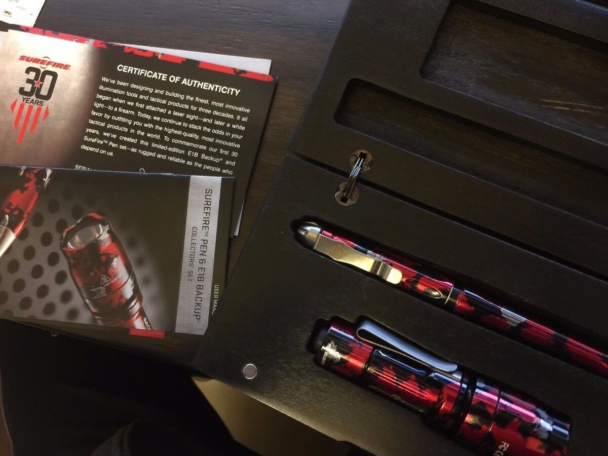 NEW Rare Surefire GS-E1B-EWP01 30th Anniversary Limited Set NEW Rare Surefire GS-E1B-EWP01 30th Anniversary Limited Set