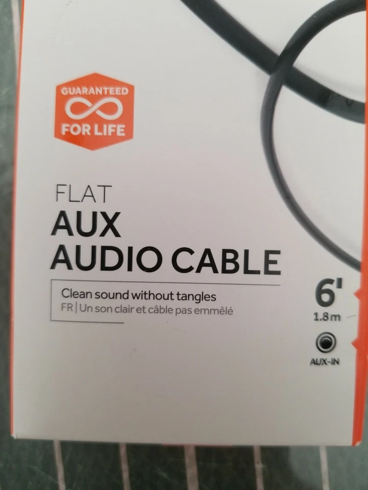 Griffin 6 Ft Flat AUX Audio Cable in Black-Extra long Auxiliary Cable - Image 3 of 3