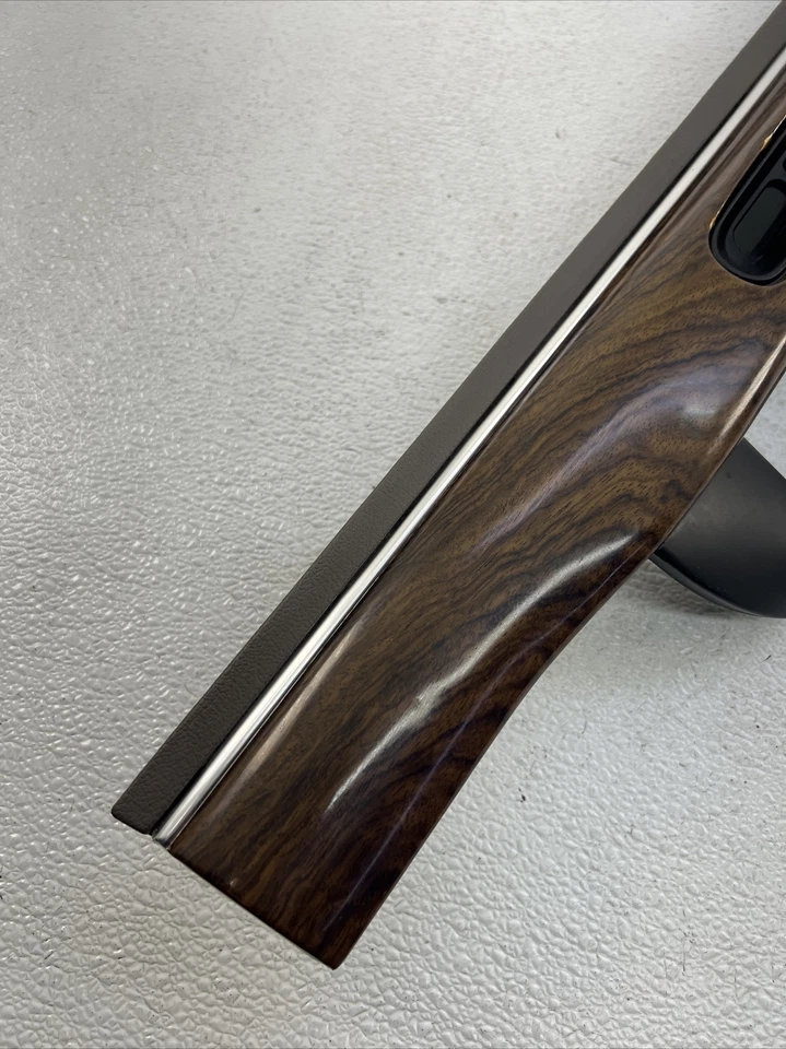 Mercury Grand Marquis 1998-2011 tablero central bisel moldura tira madera grano fabricante de equipos originales Ford Foto 2 de 4