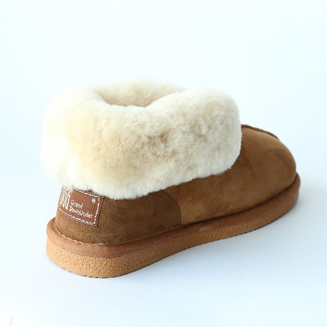 ugg unisex slippers