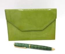 Graphic Image Wallet Patent Leather Medium Envelope New 4x7" Lime Green List$75