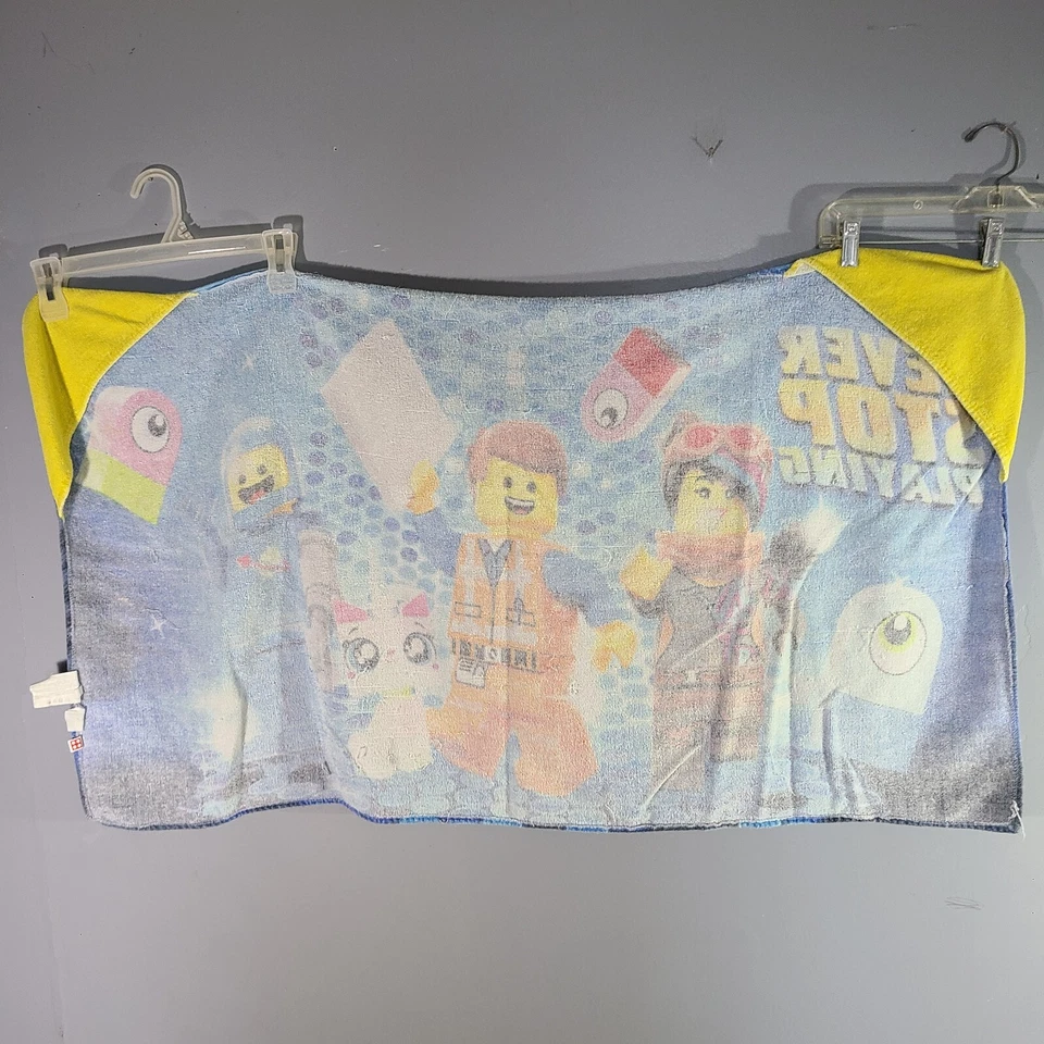 The Lego Movie 2 "Nunca dejes de jugar" Toalla con capucha para niños 24,5"×44" Foto 3 de 4