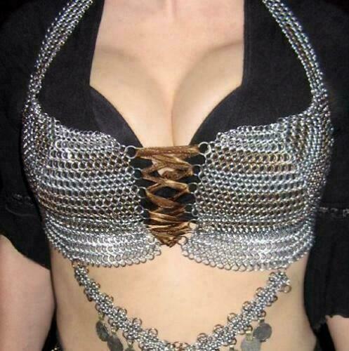 Stylish Women's Chainmail Metal Top Bra Chainmail Aluminum Silver Bra Costume - Picture 2 of 7
