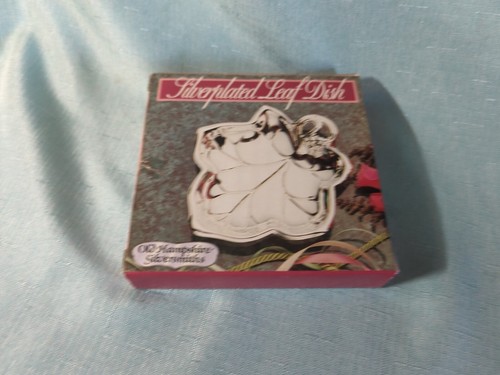 Vintage Silver Plated Leaf Shaped Dish with Original Box (13542) - Picture 4 of 8