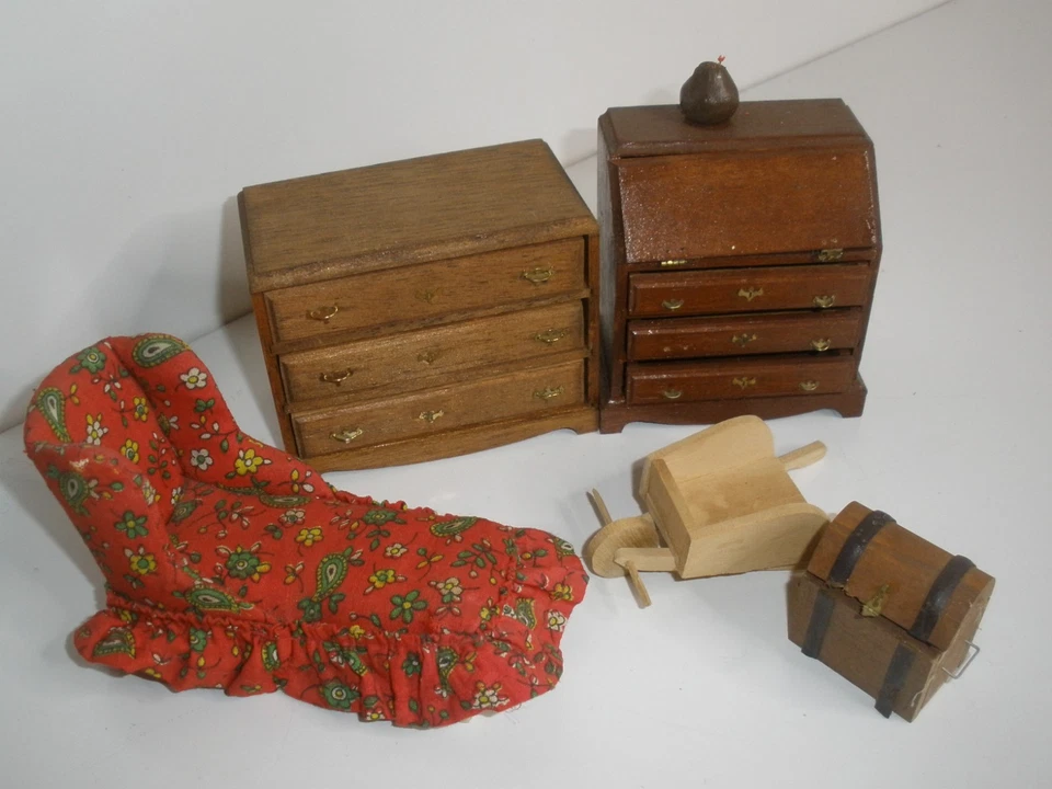 Lot of House Of Miniatures Bedroom Kitchen Bathroom Rugs AS-IS - Image 4 of 4