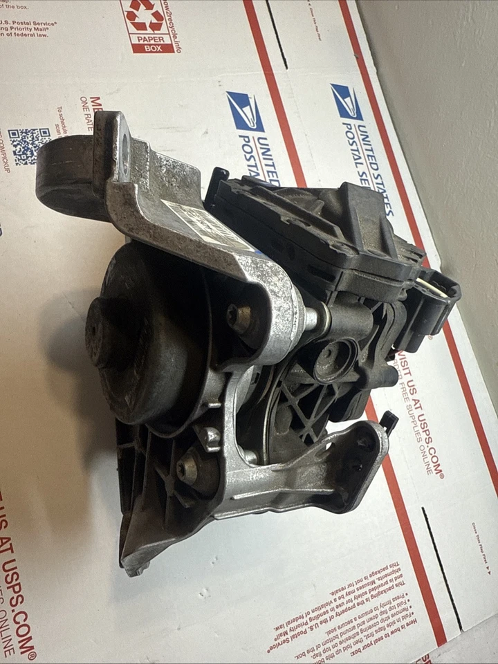 Ford Fusion SE 2014-2016 sedán híbrido bomba de vacío refuerzo de freno DG98-2A451-AC Foto 3 de 4