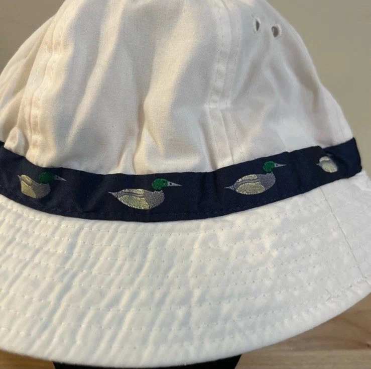 De colección Pato Mallard Estampado Banda Blanco Sol/Cubo Sombrero Niños L Cubrimos el Mundo Foto 2 de 4