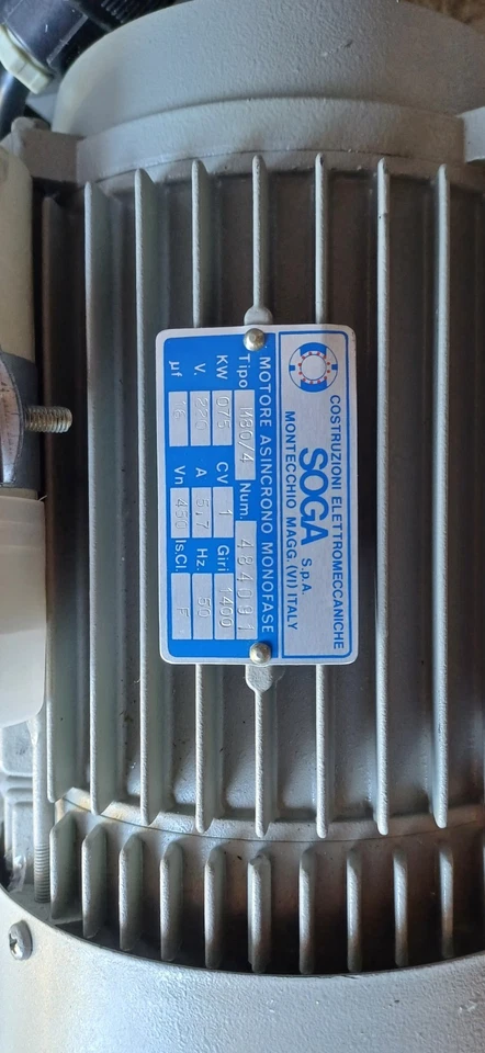 SOGA Moteur Asynchrone Monophasé V80/4 220VAC 5.7A 50HZ NEUF - Photo 2/4