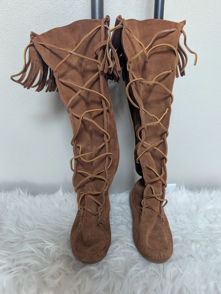 Botas femininas Minnetonka couro marrom franja joelho alto Moc Toe com cadarço sólido 4 M - Imagem 3 de 4