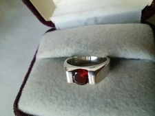 DESIGNER  Vintage  MODERNIST  STERLING  SILVER   RING  GARNET    GEM    by BOMA
