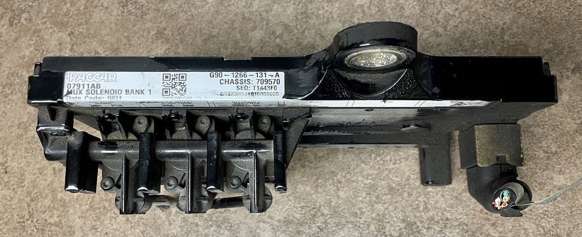 PACCAR MUX SOLENOID BANK G90-1266-131-A / 07911AB *READY TO
