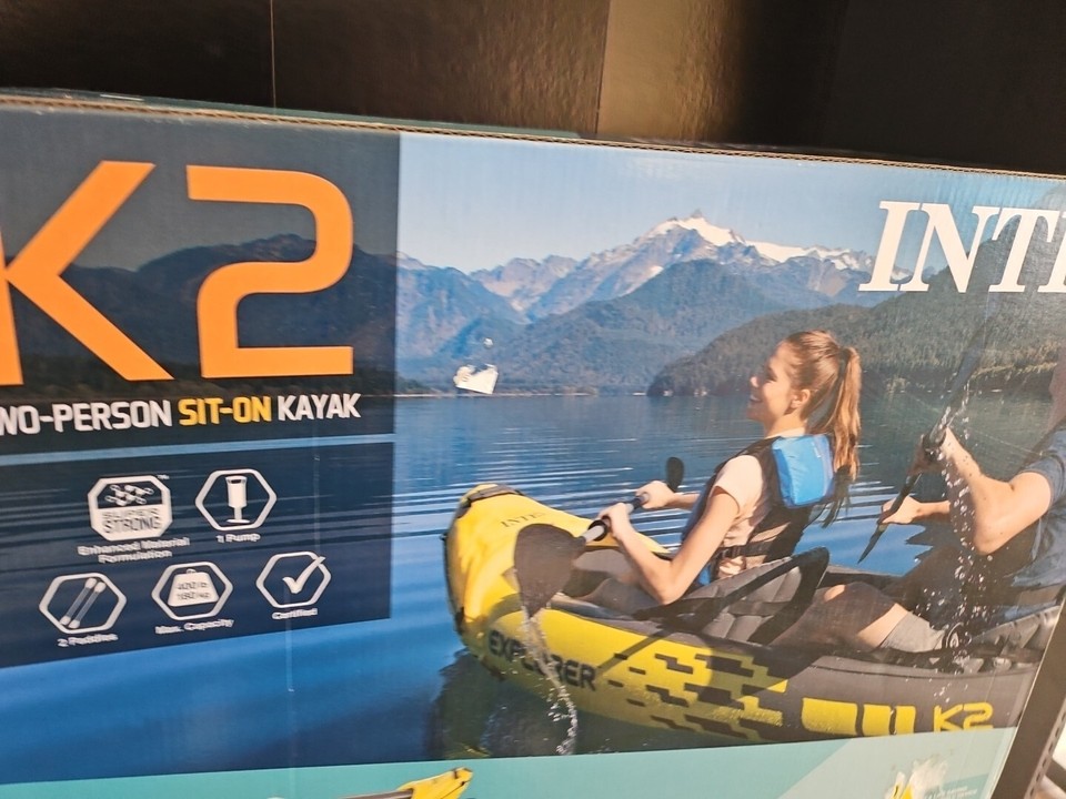 Intex Explorer K2 Kayak, 2-Person Inflatable Kayak Set with Aluminum ...