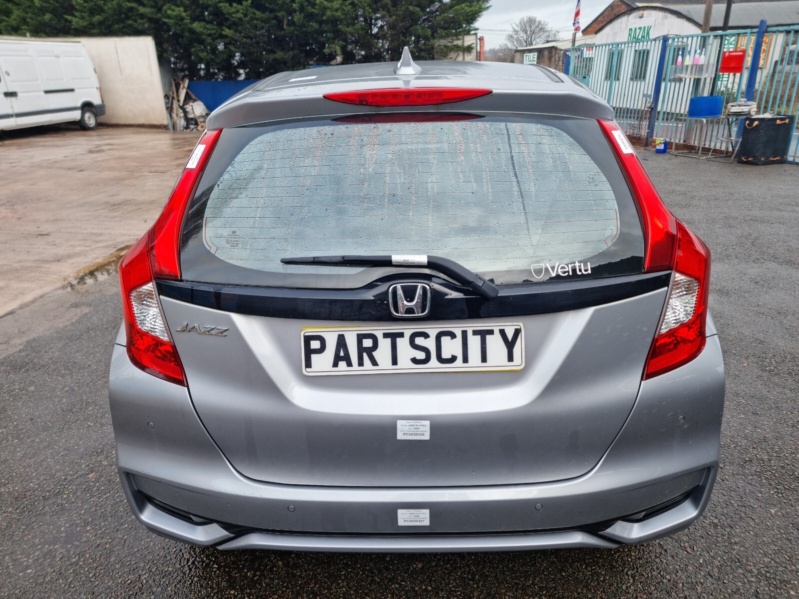 4 WHEEL NUTS HONDA JAZZ MK3 20152020 1.3 6 SPD MANUAL IN SILVER NH830M