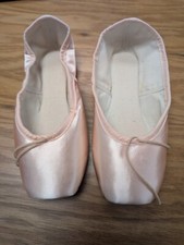 Suffolk Spotlight Pointe Shoes Ballet Pink Standard Shank Made In England