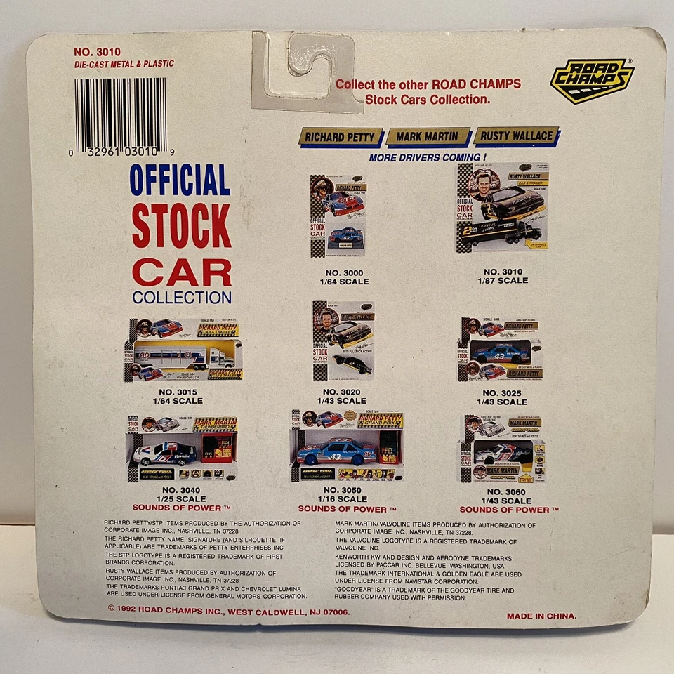 Road Champs Richard Petty Team Transporter HO Scale Unpunched Card - Image 2 of 4