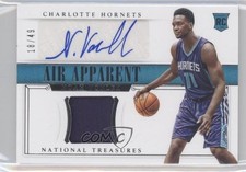 2014-15 Panini National Treasures Air Apparent 18/49 Noah Vonleh #AA-NV Auto 0o9