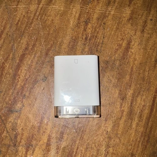 GENUINE APPLE A1358/A1362 IPAD CAMERA CONNECTION KIT - SD Card Reader