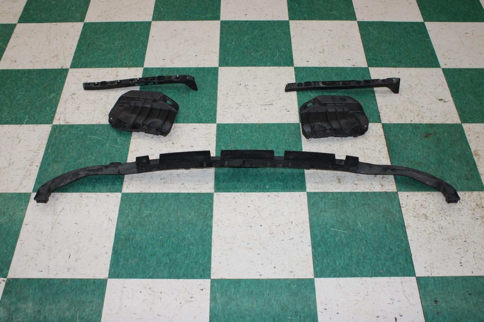 14-17 Ghibli Rear Back Bumper LH RH Center Mounting Brackets Set 5x Factory OEM