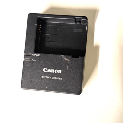 Canon LC-E8E Battery Charger For Canon EOS Rebel Series T2i, T3i, T4i & T5i