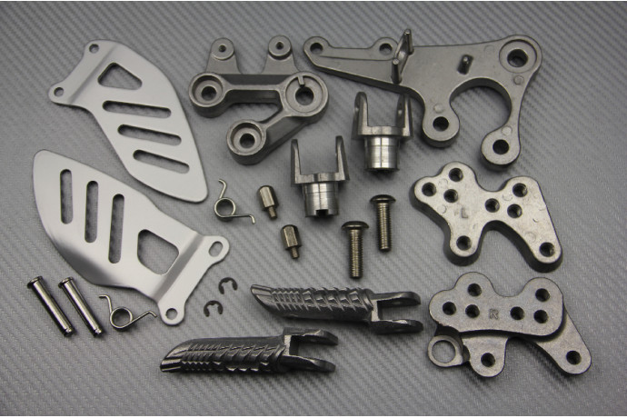 Repose-pieds avant moto Suzuki GSX-R 1000 2007 2008 argent calepied