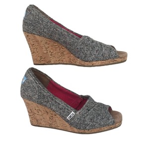 toms classic wedge black