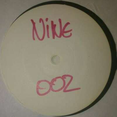 Monolith 7 - Symmetry E.P. 12'' EP W/Lbl Vinyl Schallplatte 102225